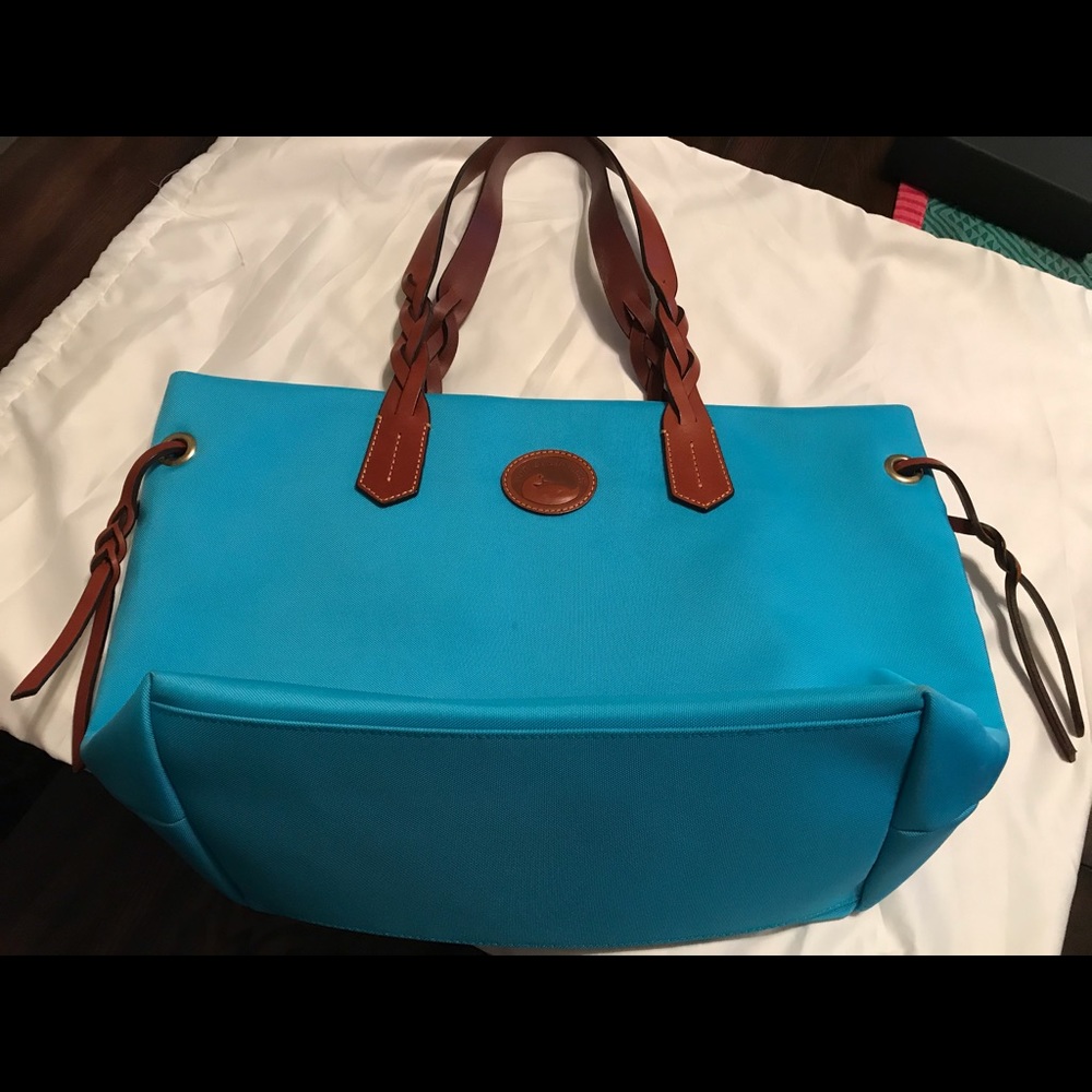 Blue Dooney & Bourke tote